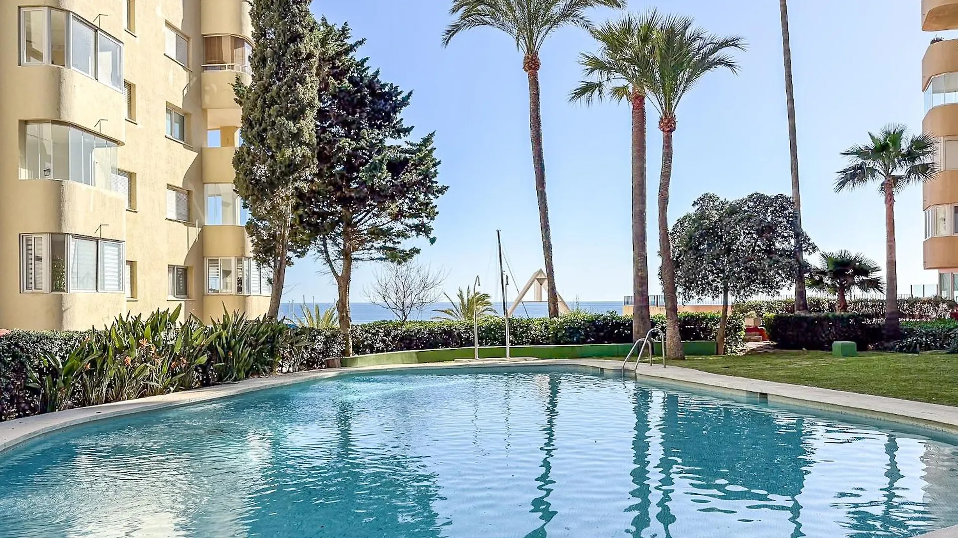 Hanami Puerto Paraiso 5-5 Estepona Apartment